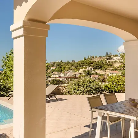 Dina By Vintage Travel فيلة Kaligata