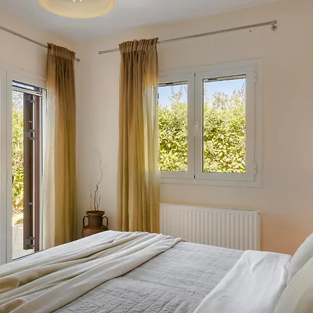 Dina By Vintage Travel Villa Kaligata